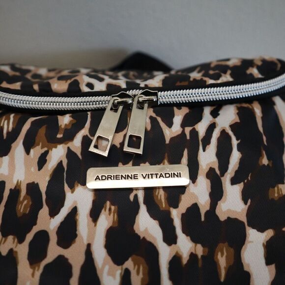 Adrienne Vittadini AVTB7747 Leopard Print 9" Fashion Crossbody Cooler Satchel - Picture 10 of 10